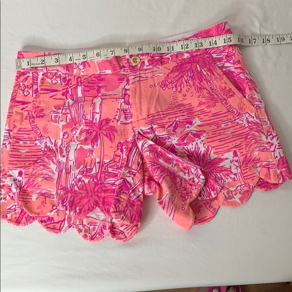EUC Lilly Pulitzer Sz 2 buttercup scallop shorts - Picture 5 of 7